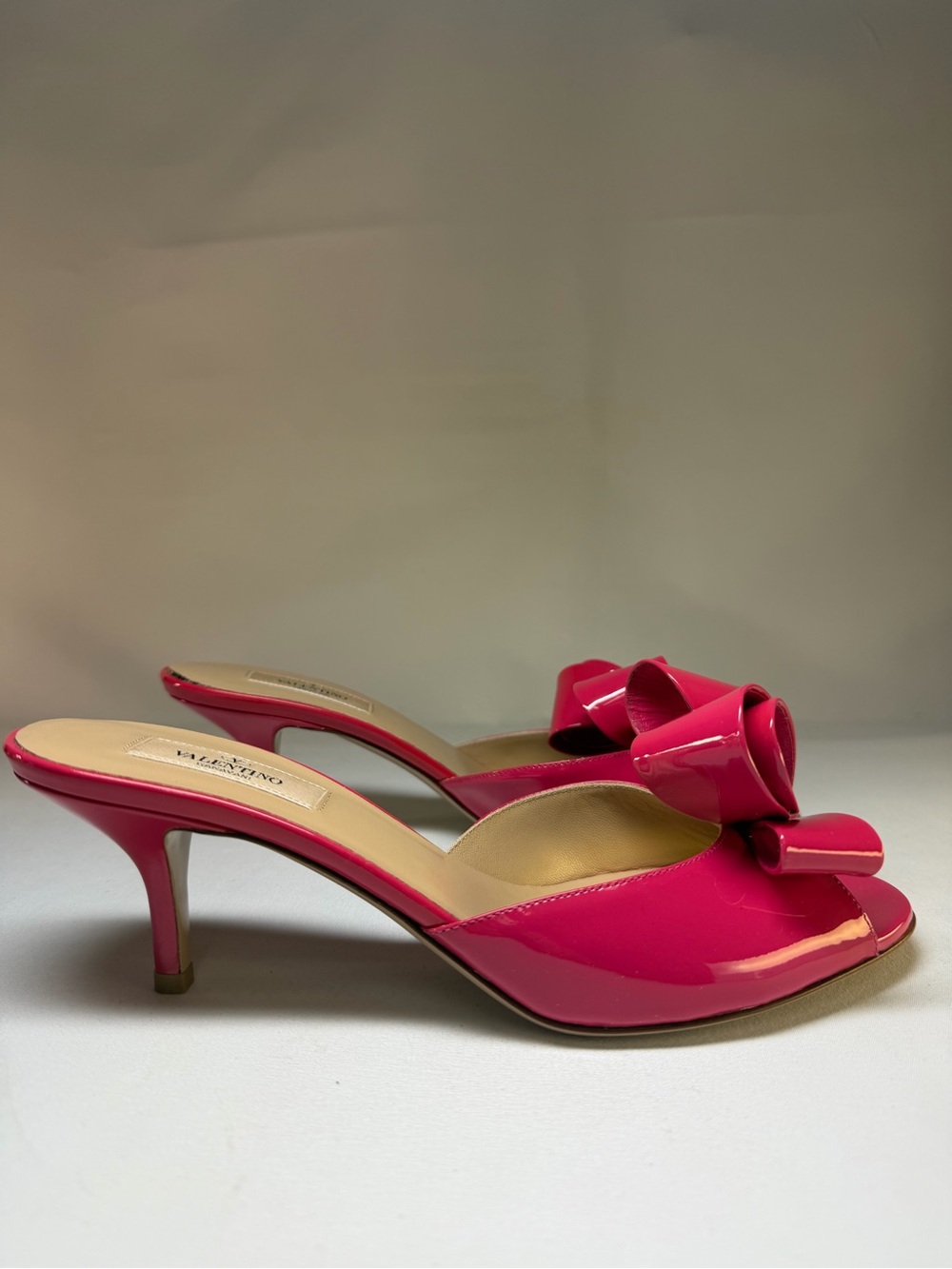 Valentino Garavani Pink Patent Leather Couture Bow Mules Size 39